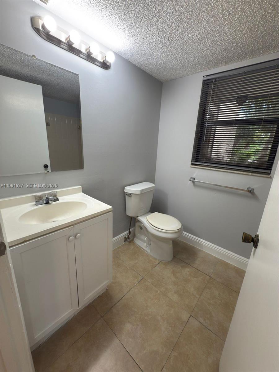 4521 West McNab Road, Unit 11 Pompano Beach, FL 33069 - Photo 17 of 32