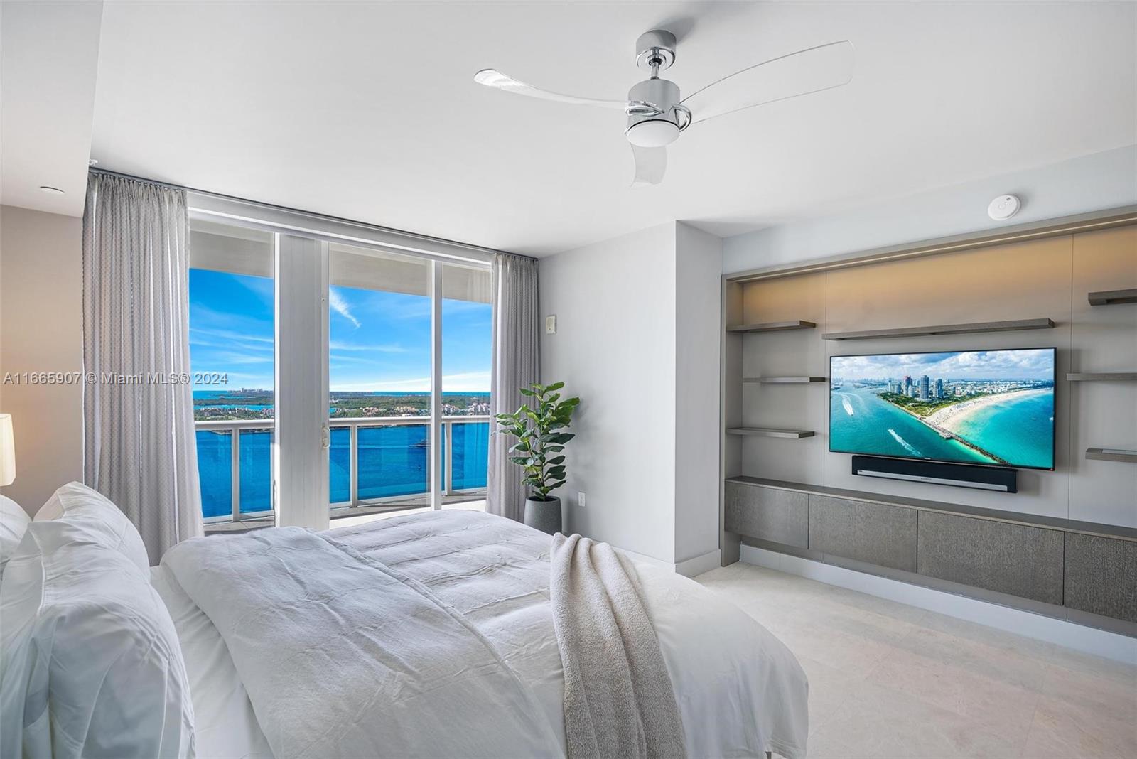 400 Alton Road, Unit 2406 Miami Beach, FL 33139 - Photo 8 of 45 Gallery Image 8
