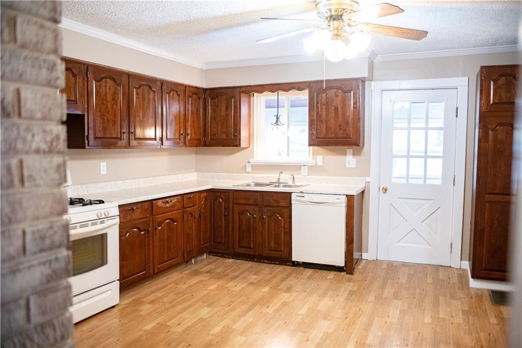 1370 Mill Street Crescent, PA 15046 - Photo 11 of 20 Gallery Image 11