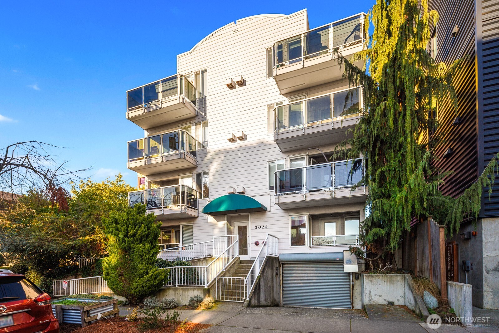 2024 Northwest 57th Street, Unit 102 Seattle, WA 98107 - Photo 33 of 38