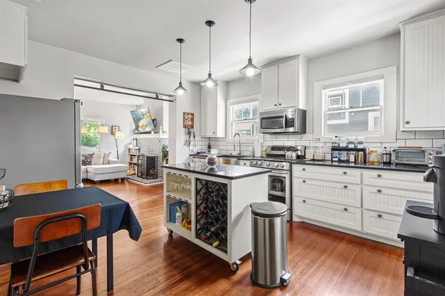 $560,000 | 2236 Alston Avenue, Fort Worth, TX 76110