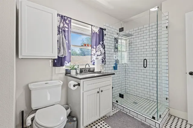 $560,000 | 2236 Alston Avenue, Fort Worth, TX 76110