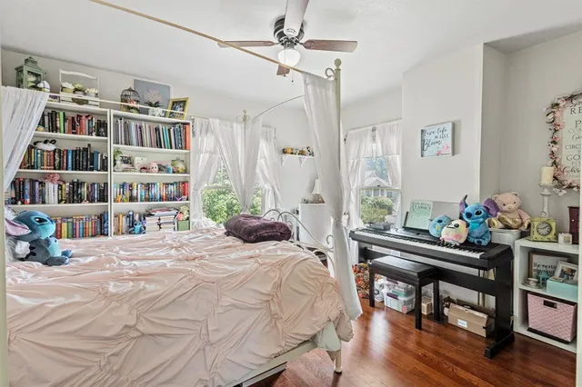 $560,000 | 2236 Alston Avenue, Fort Worth, TX 76110