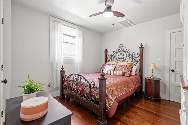 $560,000 | 2236 Alston Avenue, Fort Worth, TX 76110