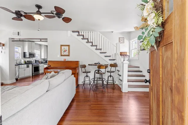 $560,000 | 2236 Alston Avenue, Fort Worth, TX 76110