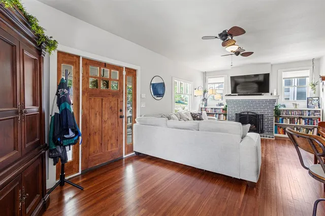 $560,000 | 2236 Alston Avenue, Fort Worth, TX 76110