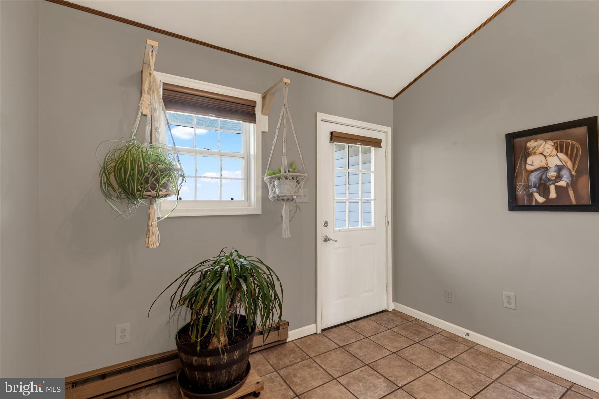 260 Summer Hill Road Bernville, PA 19506 - Photo 13 of 38 Breezeway