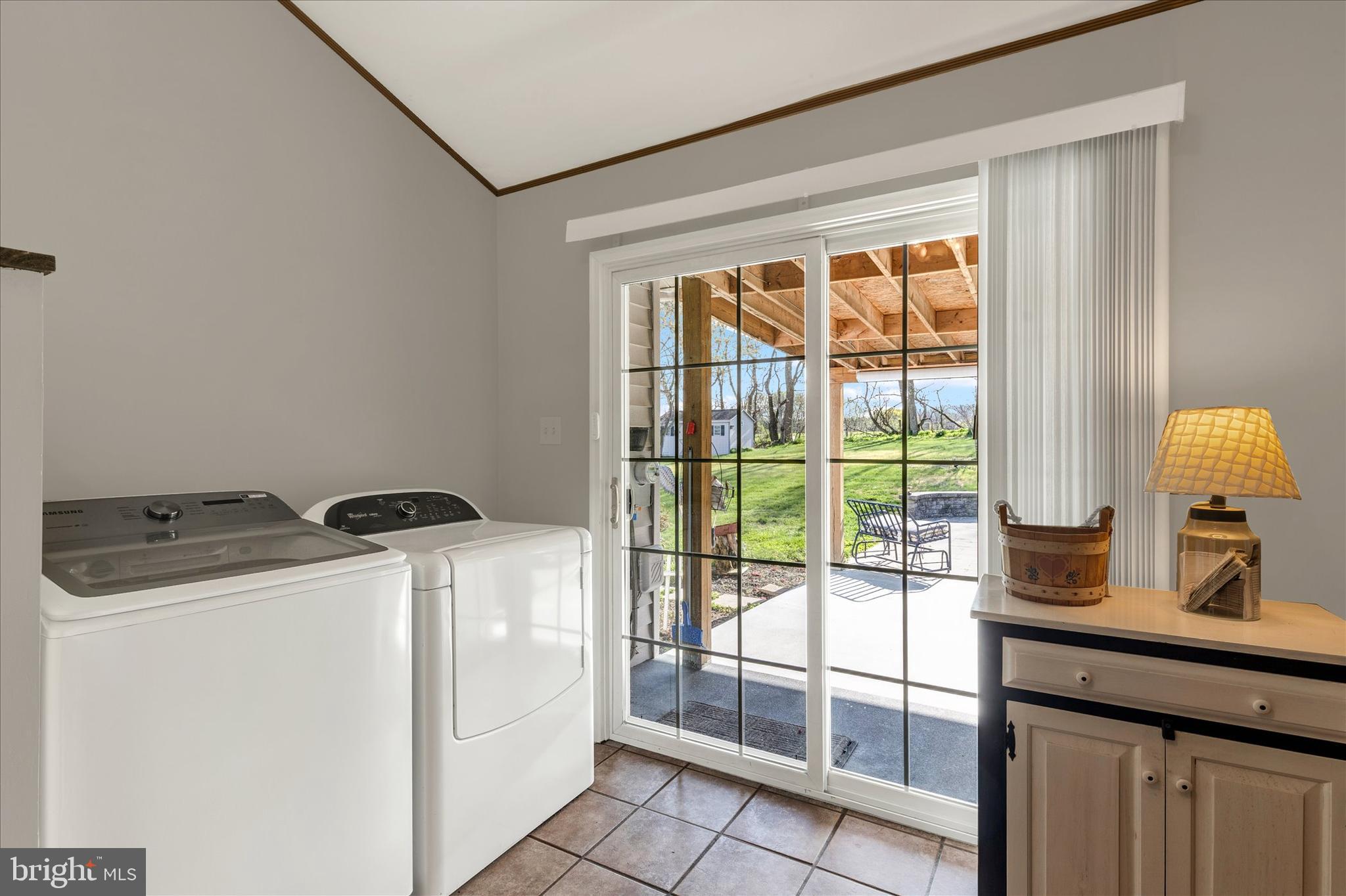 260 Summer Hill Road Bernville, PA 19506 - Photo 16 of 38 Breezeway