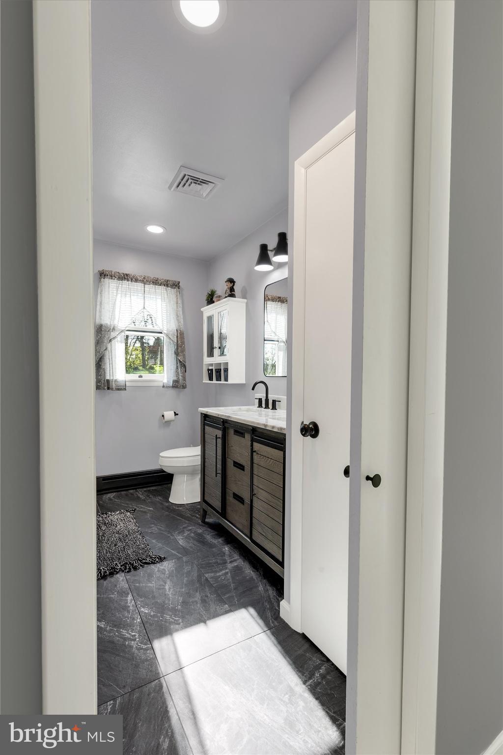 260 Summer Hill Road Bernville, PA 19506 - Photo 17 of 38 Bathroom