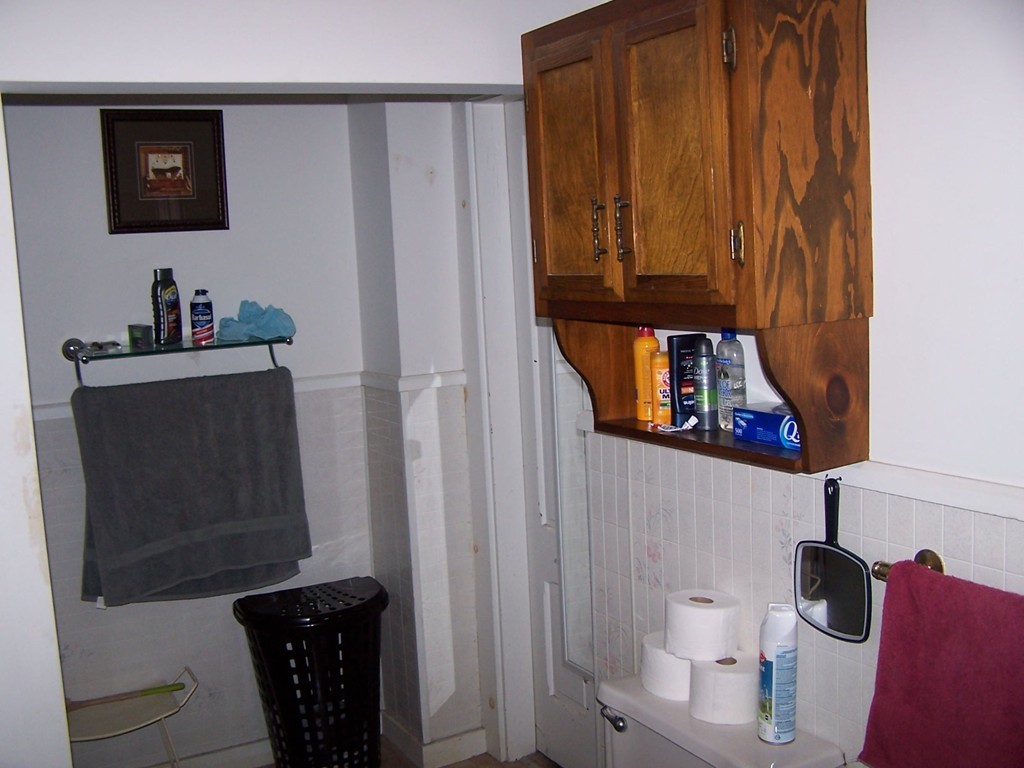 27-29 Ridge Avenue Athol, MA 01331 - Photo 5 of 15 Gallery Image 5