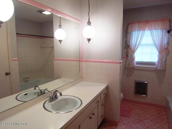 5184 Lawrenceburg Road Bloomfield, KY 40008 - Photo 31 of 45 31