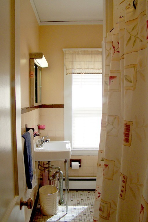 22 Hooper Road Dedham, MA 02026 - Photo 14 of 18 Gallery Image 14