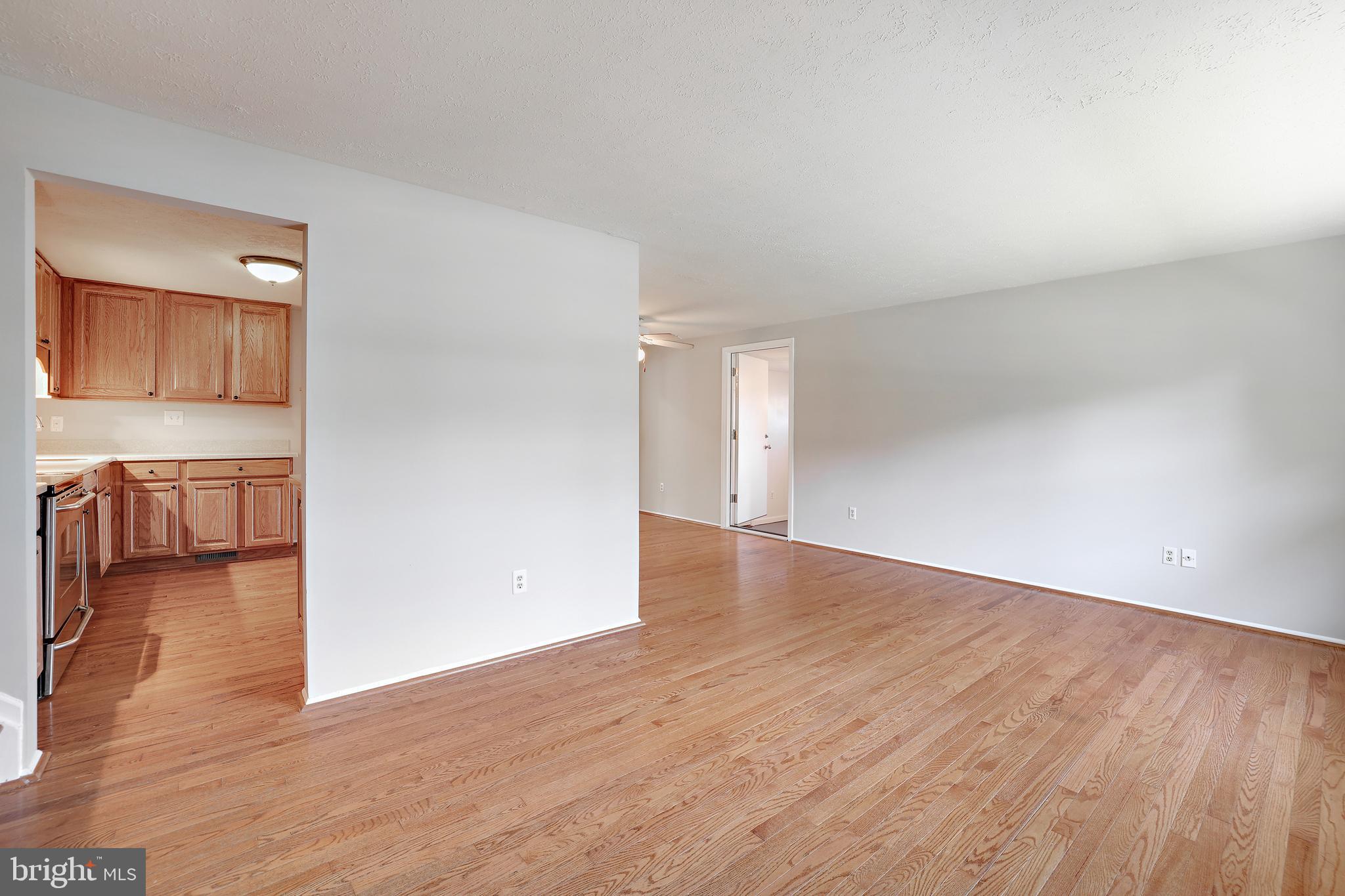 7822 Metacomet Road Hanover, MD 21076 - Photo 4 of 28 Gallery Image 4