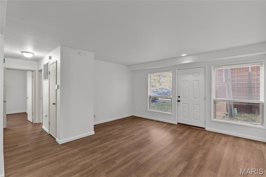 3725 Morgan Ford Road St. Louis, MO 63116 - Photo 12 of 23