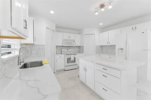 $430,000 | 1961 Thorngate Lane, Mascotte, FL 34753