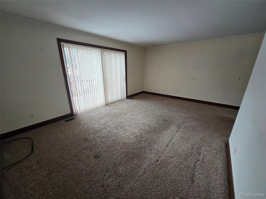 3810 Rochester Road Royal Oak, MI 48073 - Photo 5 of 30