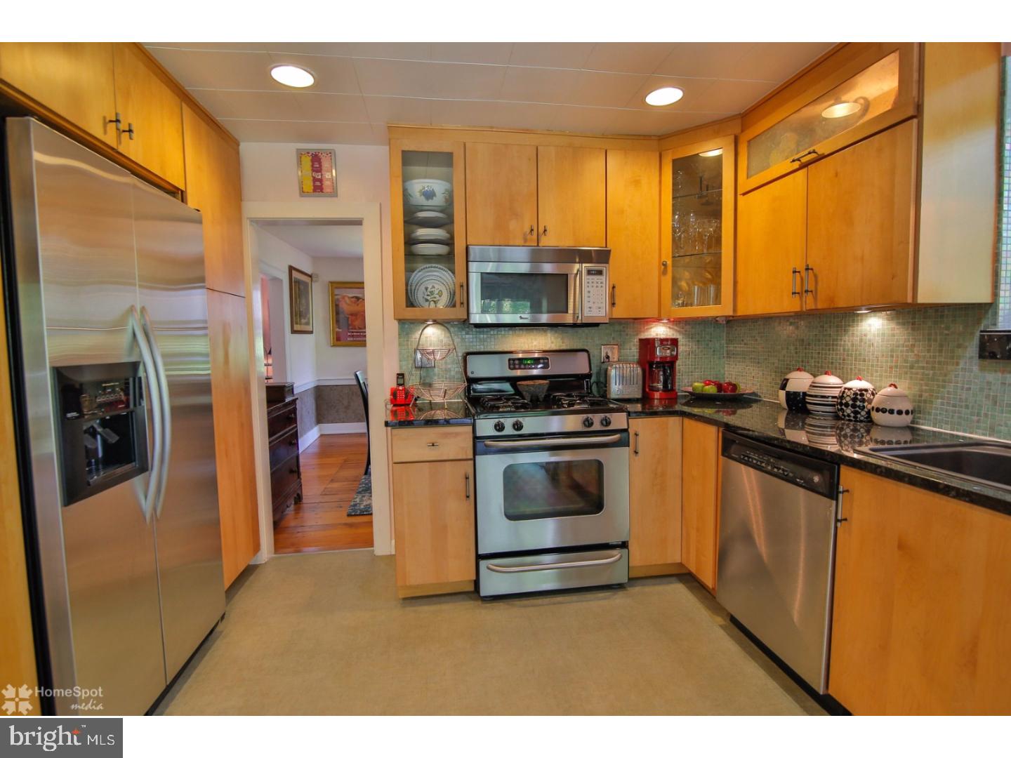 3501 Main Road East Emmaus, PA 18049 - Photo 7 of 24