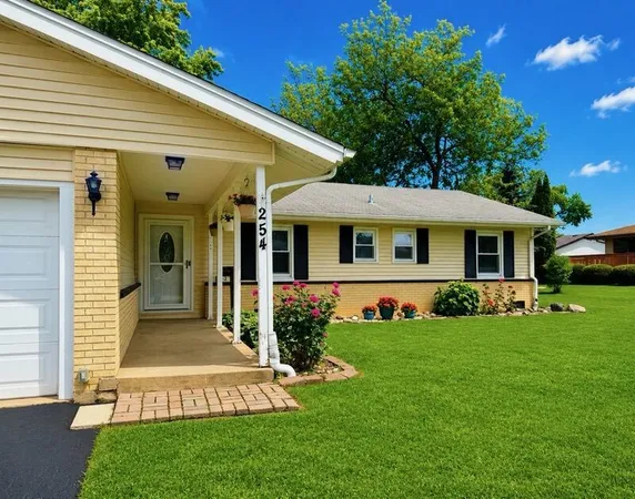 $455,000 | 254 Placid Way, Elk Grove Village, IL 60007