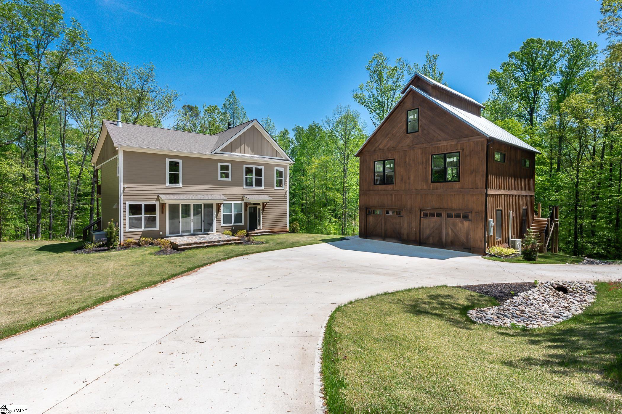 476 North Barton Road Taylors, SC 29687 - Photo 2 of 36