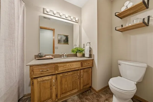 $450,000 | 1376 East 154th Terrace, Olathe, KS 66062