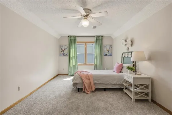 $450,000 | 1376 East 154th Terrace, Olathe, KS 66062