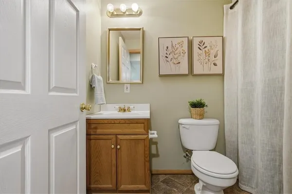 $450,000 | 1376 East 154th Terrace, Olathe, KS 66062