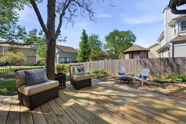 $450,000 | 1376 East 154th Terrace, Olathe, KS 66062