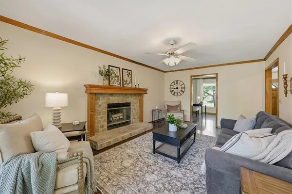 $450,000 | 1376 East 154th Terrace, Olathe, KS 66062