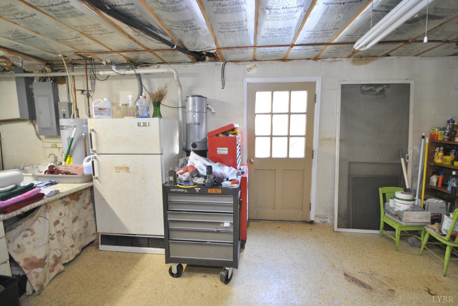 212 Chesterfield Road Lynchburg, VA 24502 - Photo 14 of 54