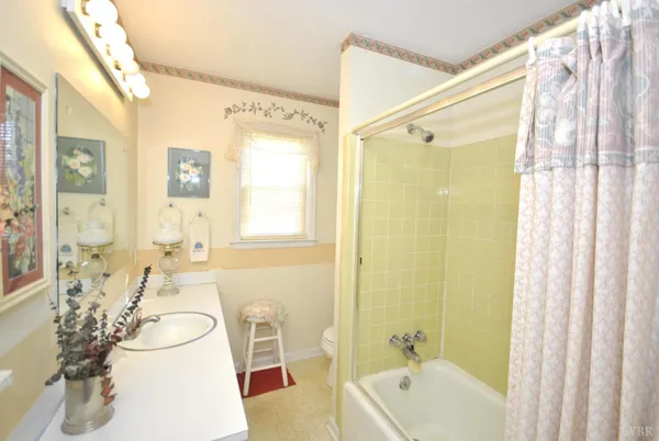 $319,000 | 212 Chesterfield Road, Lynchburg, VA 24502