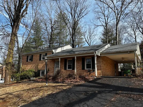 $319,000 | 212 Chesterfield Road, Lynchburg, VA 24502