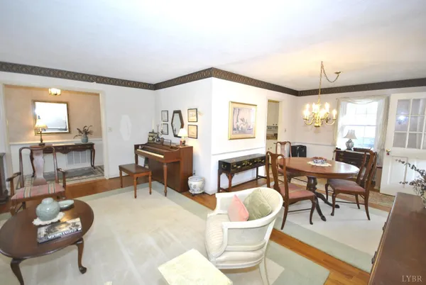 $319,000 | 212 Chesterfield Road, Lynchburg, VA 24502