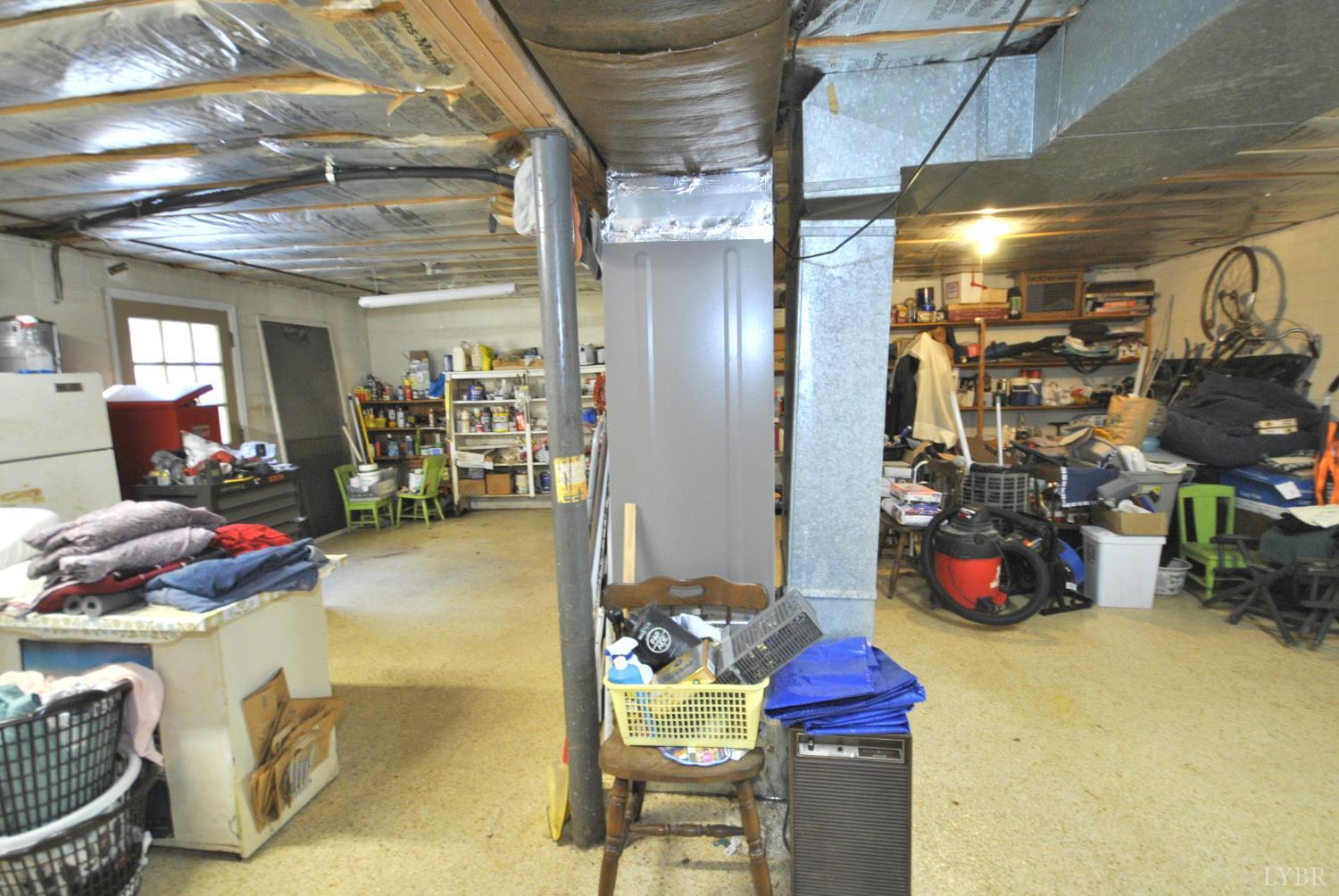 212 Chesterfield Road Lynchburg, VA 24502 - Photo 10 of 54