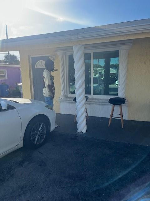 280 Northeast 23rd Street Pompano Beach, FL 33060 - Photo 12 of 12 a living room with furniture