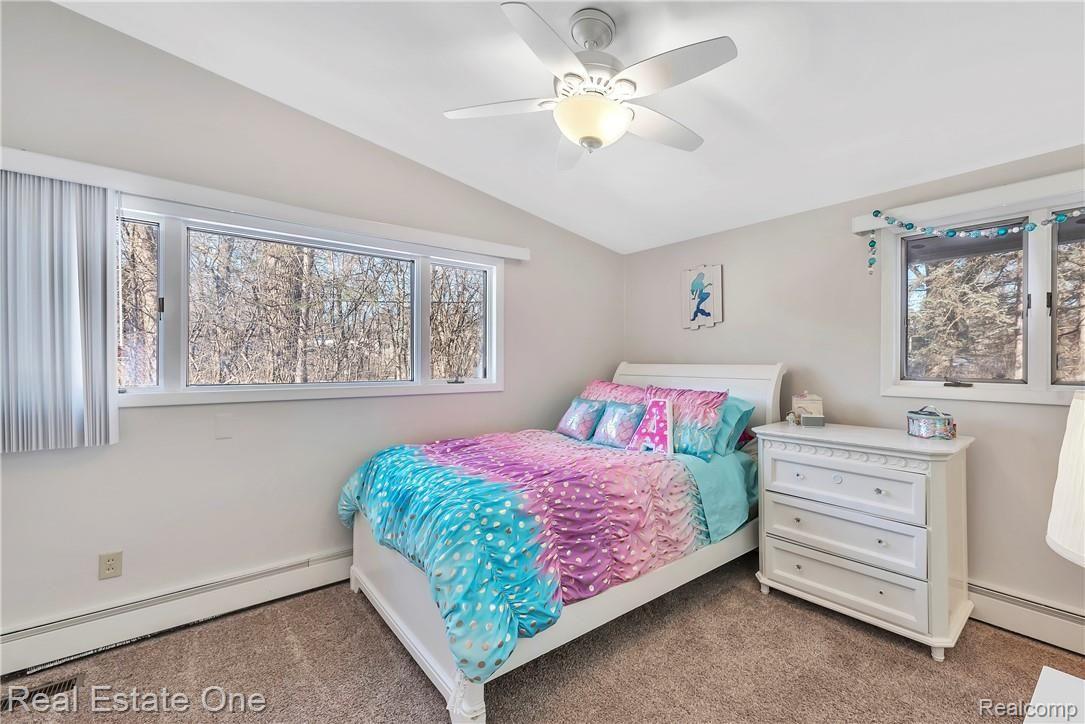 4879 Quarton Road Bloomfield Hills, MI 48301 - Photo 32 of 59 4879-Quarton-Rd-Bloomfield-Hills-MI-48301-windowstill-35.jpg