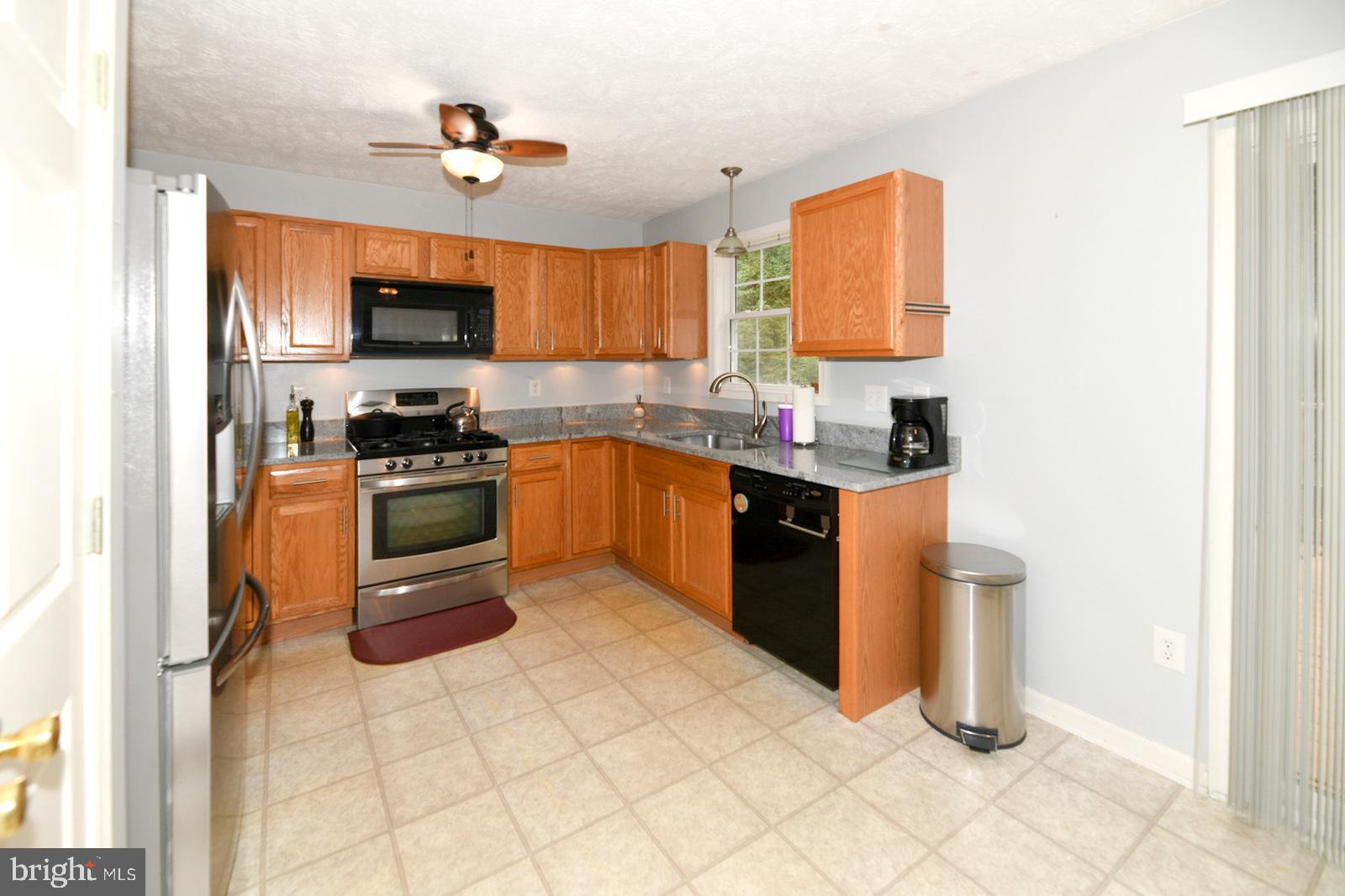 46833 Bryan Road Lexington Park, MD 20653 - Photo 3 of 28 Kischen