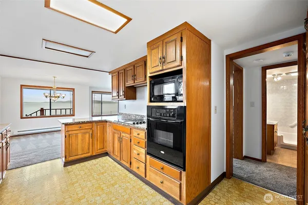 $824,950 | 2312 Lafayette Street, Steilacoom, WA 98388