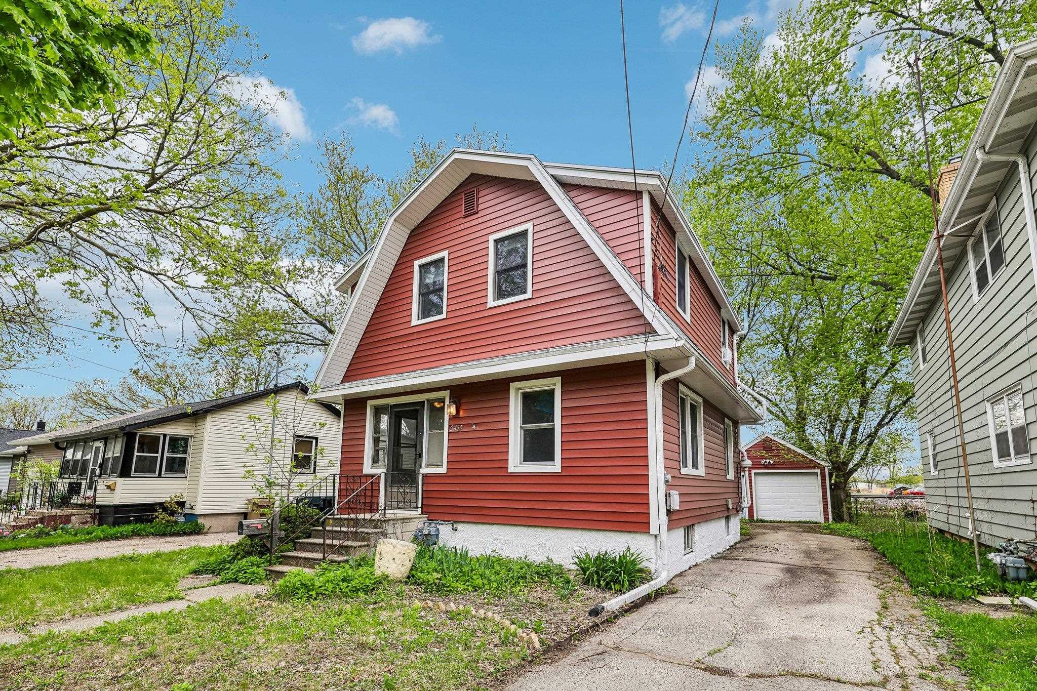 2415 Superior Street Madison, WI 53704 - Photo 2 of 28