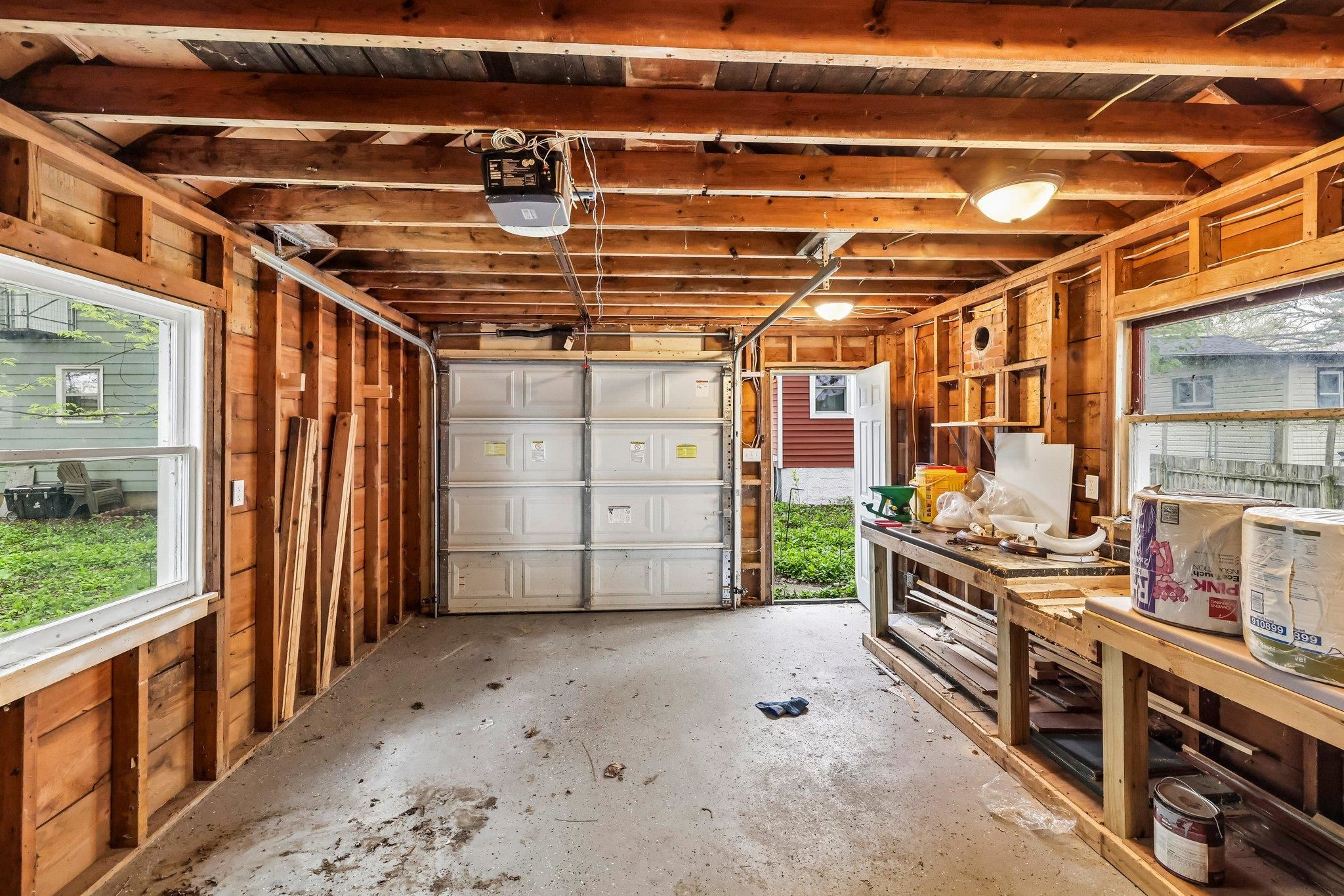 2415 Superior Street Madison, WI 53704 - Photo 21 of 28