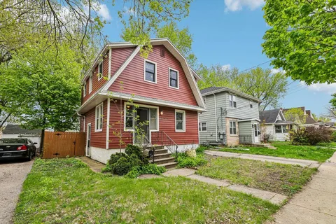 $325,000 | 2415 Superior Street, Madison, WI 53704