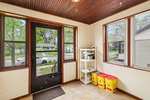 $325,000 | 2415 Superior Street, Madison, WI 53704