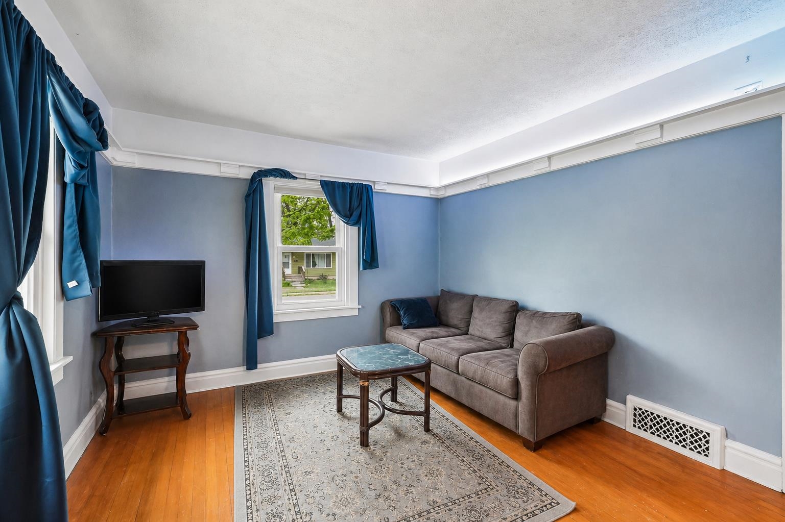 2415 Superior Street Madison, WI 53704 - Photo 6 of 28