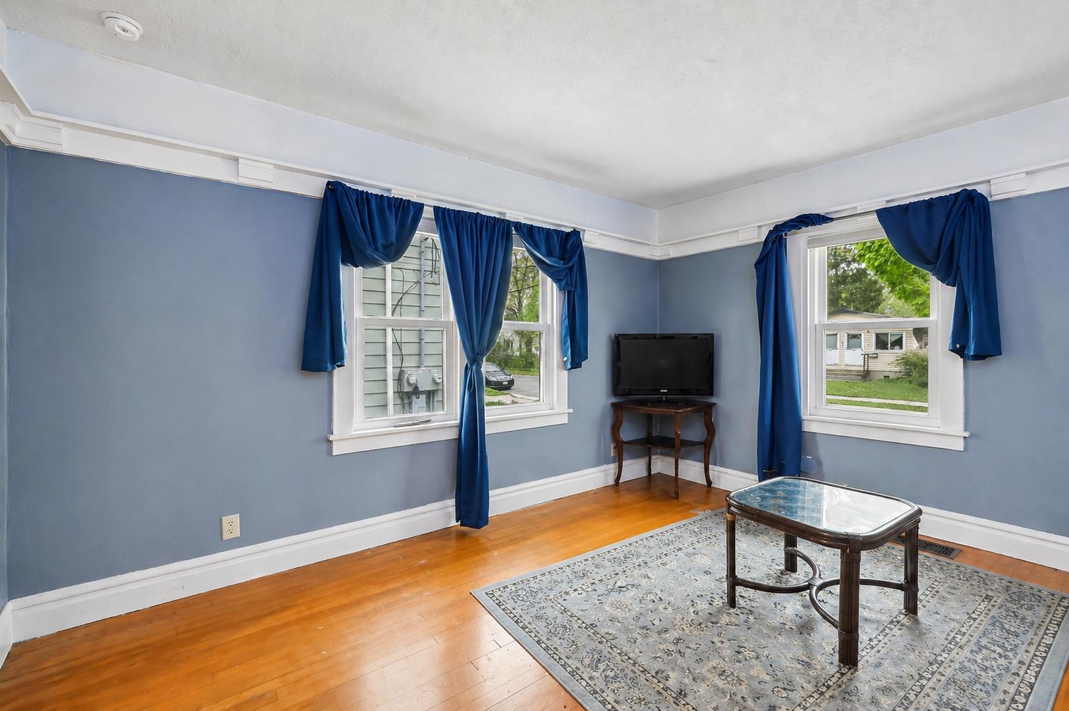 2415 Superior Street Madison, WI 53704 - Photo 7 of 28