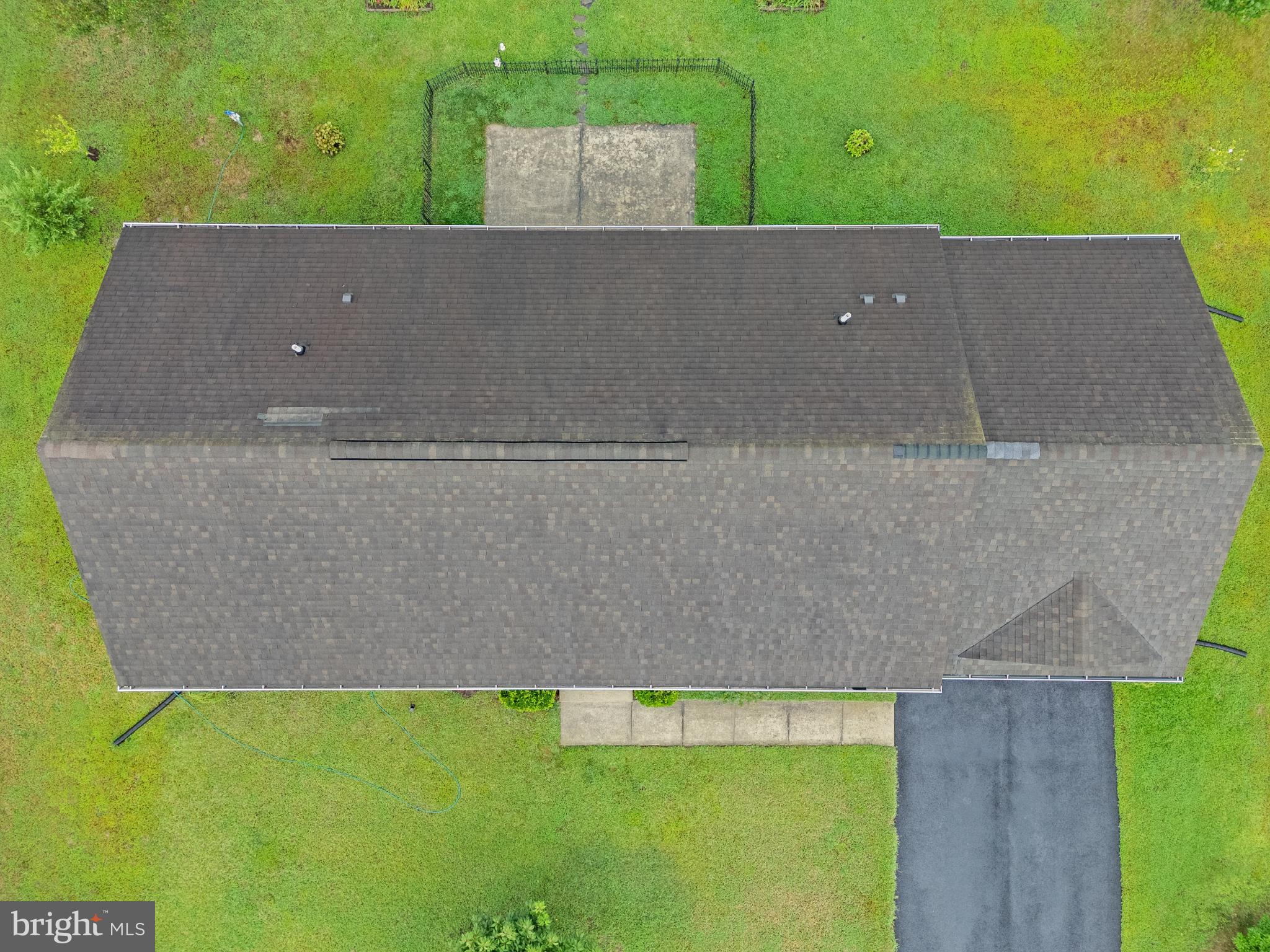 30147 Regatta Bay Boulevard Lewes, DE 19958 - Photo 16 of 74 Aerial view of a modern residential roof.