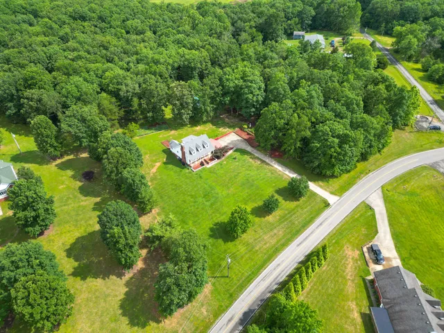 $499,900 | 4045 Old Nashville Highway, McEwen, TN 37101