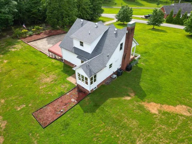 $499,900 | 4045 Old Nashville Highway, McEwen, TN 37101