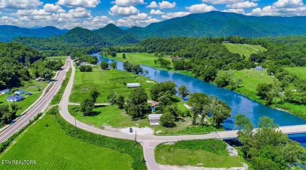 $120,000 | 151 Highway 107, Del Rio, TN 37727