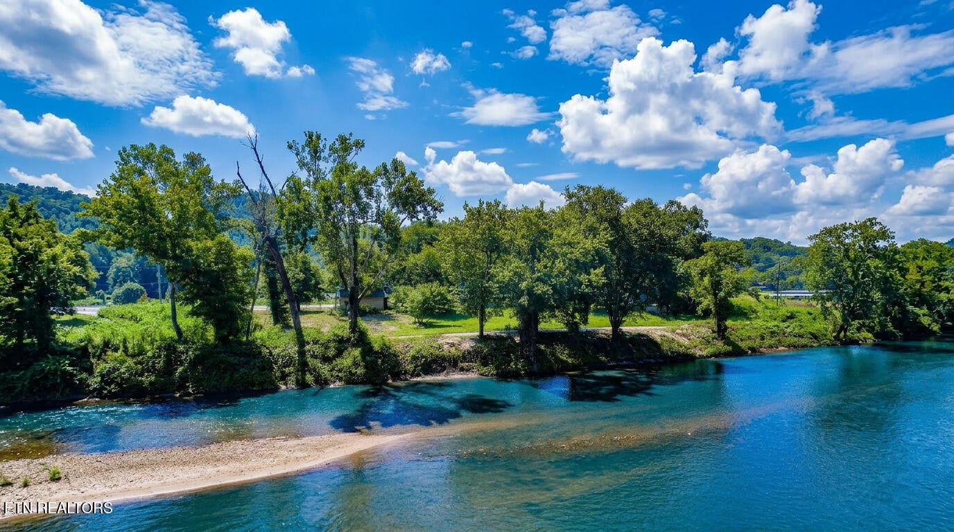 151 Highway 107 Del Rio, TN 37727 - Photo 19 of 41 19ai