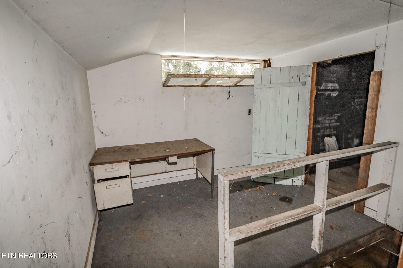 151 Highway 107 Del Rio, TN 37727 - Photo 38 of 41 37