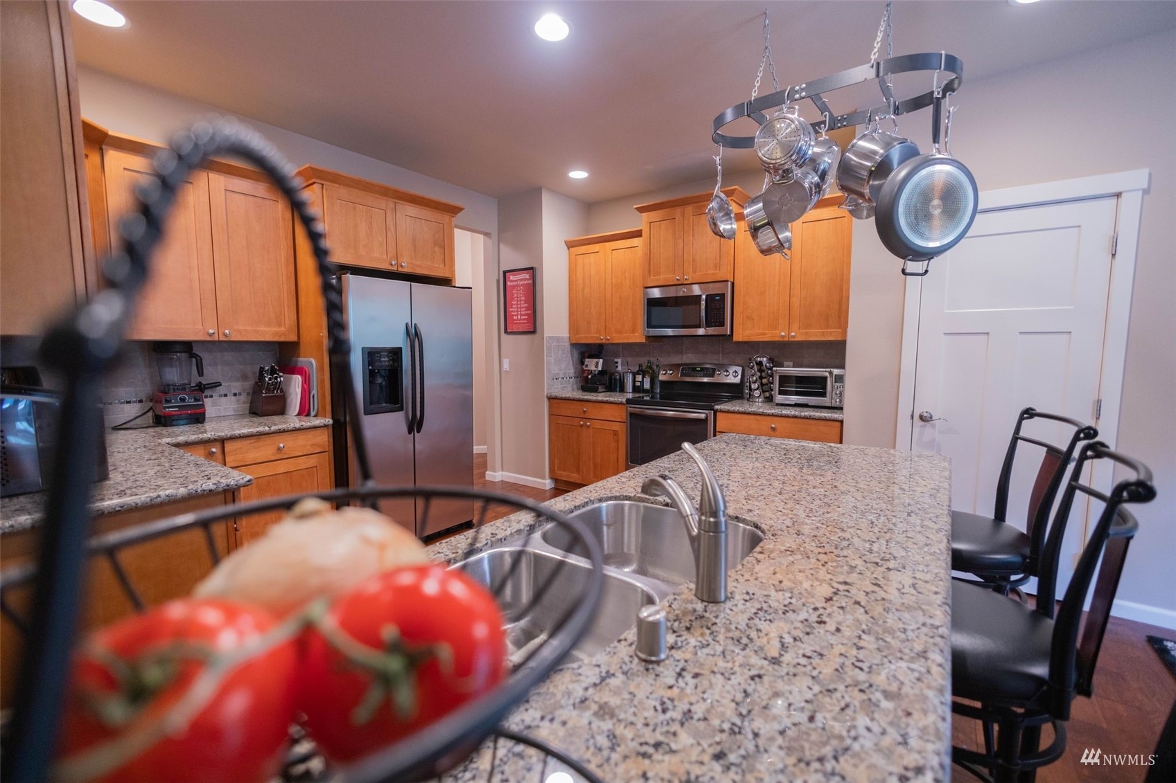 1340 Southwest Pine Road Port Orchard, WA 98367 - Photo 11 of 40 Gallery Image 11